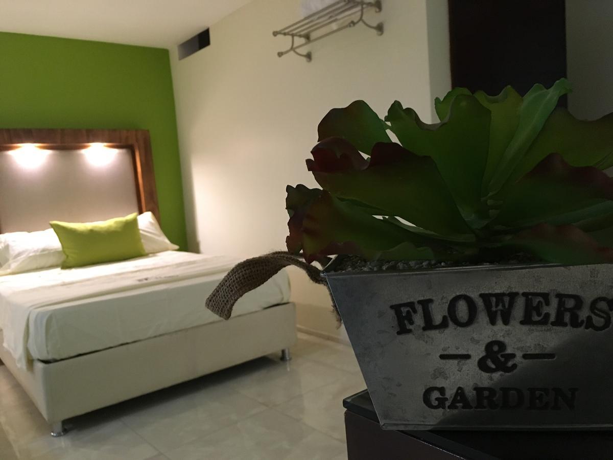 Hotel La Jolla Лос-Мочис Экстерьер фото